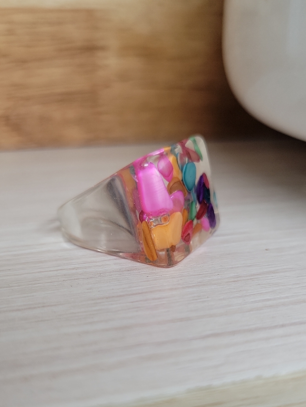 Colorful Resin Seashell Pebble Gem Ring - Multicolor - Picture 6 of 7